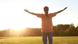 Orang-orang hidup dalam kenyamanan Suhu Udara