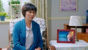 Wanita Kristen menolak Injil Kerajaan