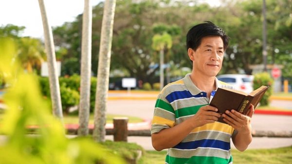 Tinggalkan bekerja keras menghasilkan uang, temukan kehidupan sebenarnya