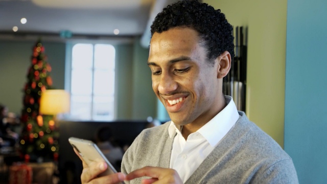 Orang Kristen menonton film